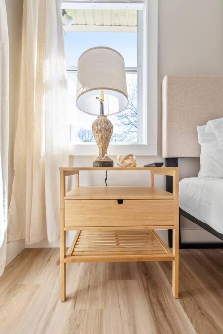 Brand New Cozy Modern Bungalow W/Hot Tub+Movieroom 7 Min From Uptown Charlotte Extérieur photo